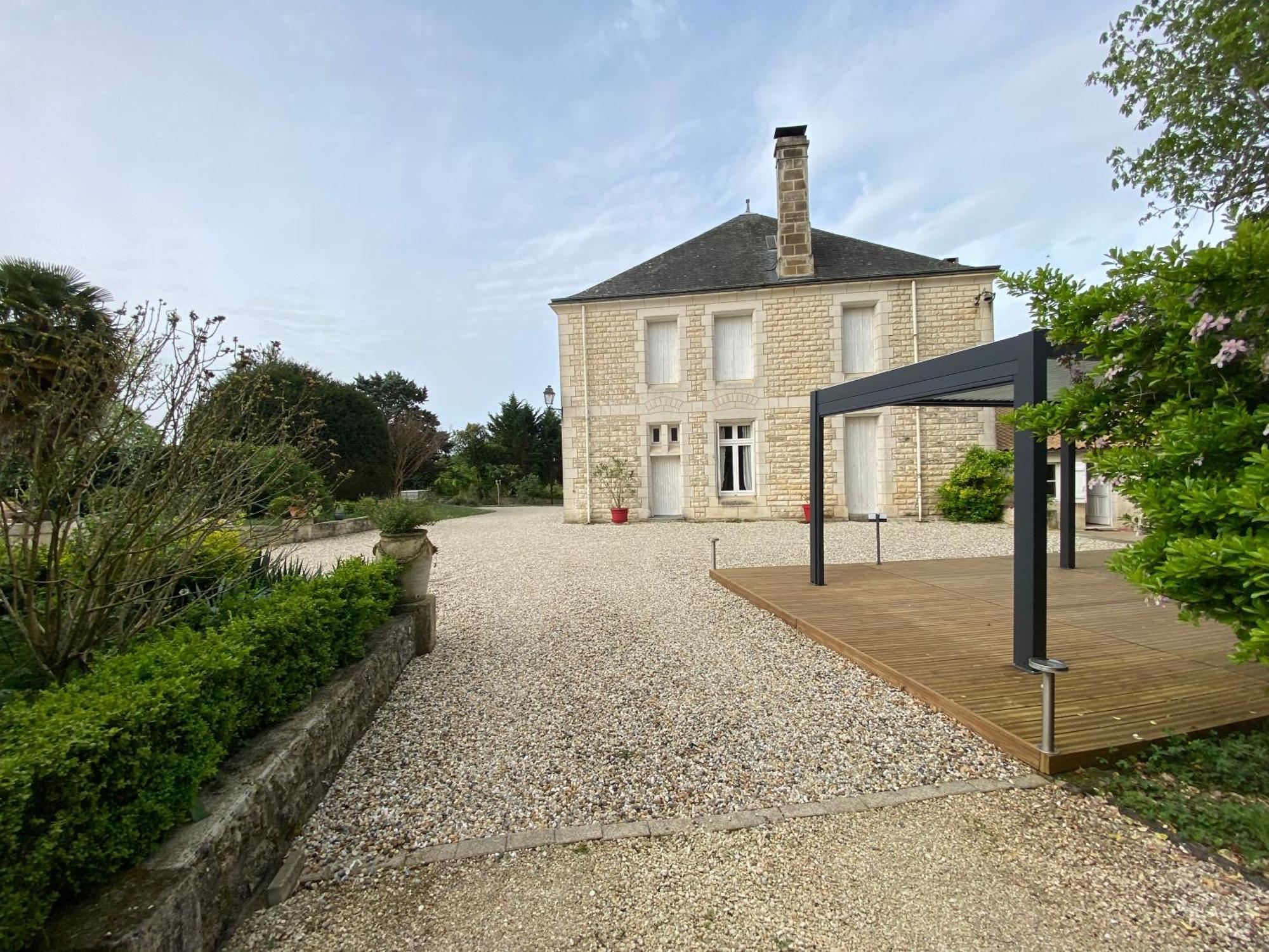 Domaine De La Perthuiserie Saint-Porchaire Exteriér fotografie