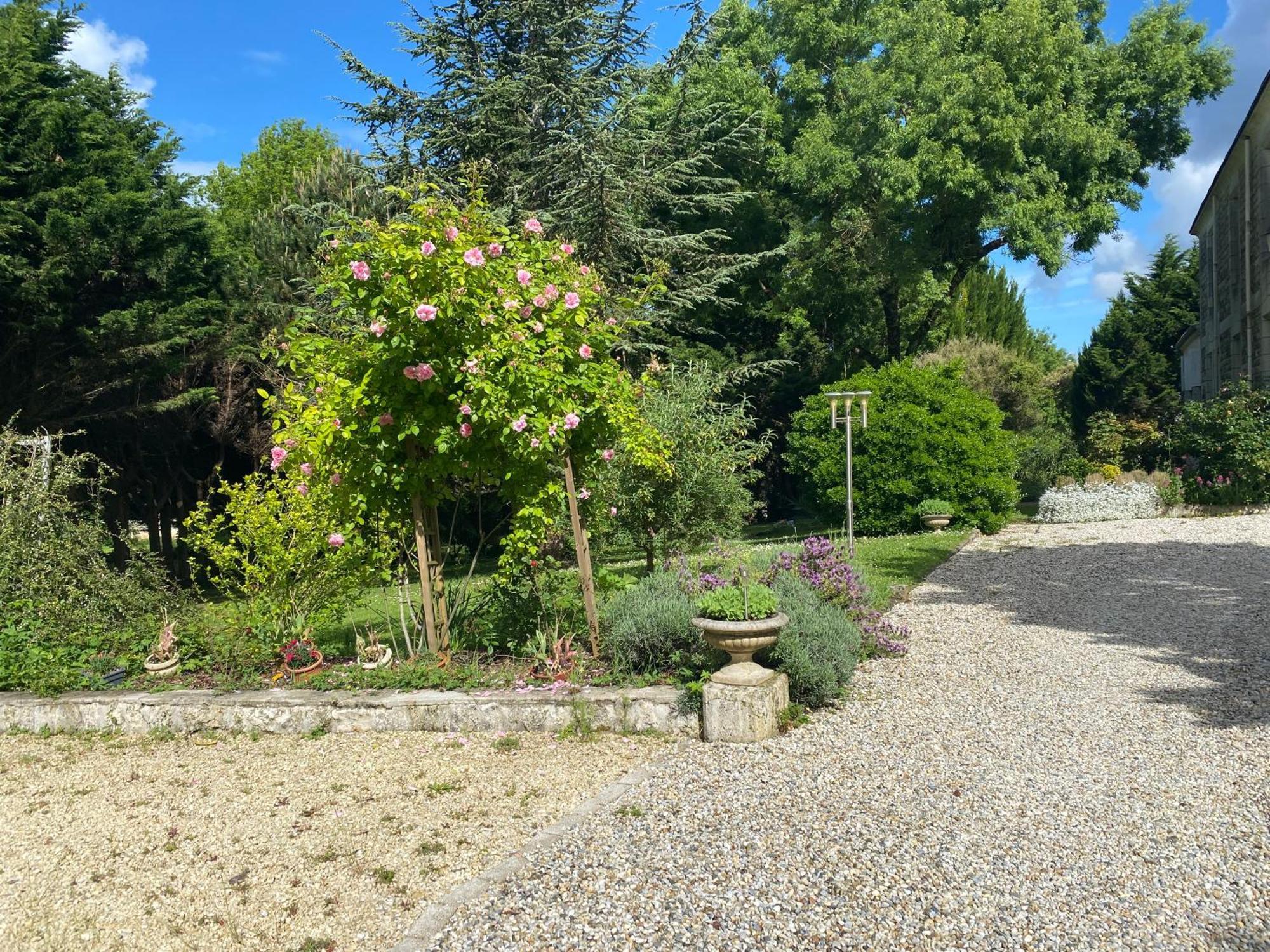 Domaine De La Perthuiserie Saint-Porchaire Exteriér fotografie